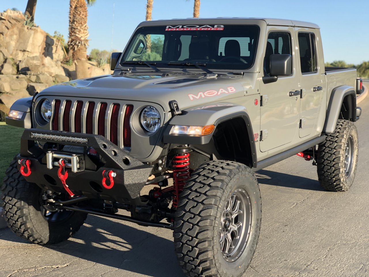 Sting gray exterior custom moab color-coded suspension w/6.5'' li...