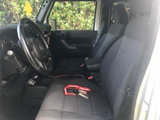 jeep front seat.jpg