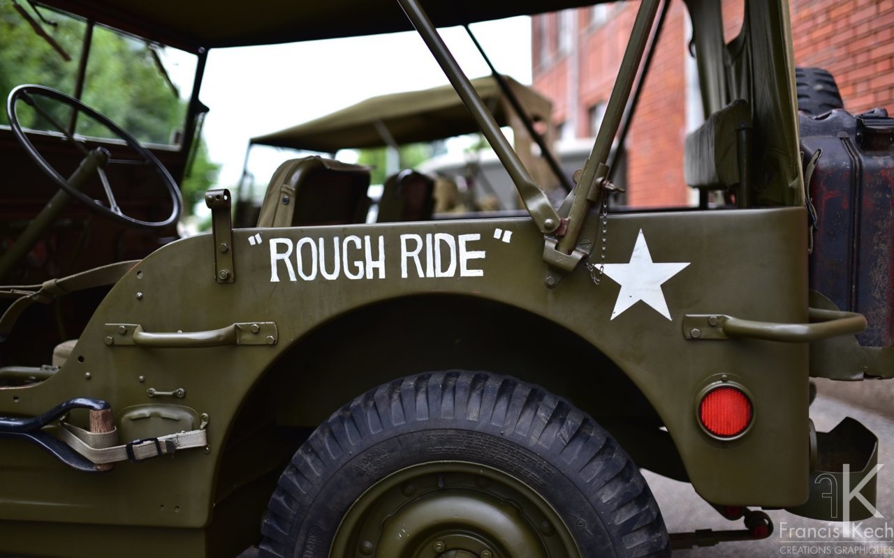 jeep-willys-rough-ride-large-exposition-militaire-dannemarie-15-16-aout-2015.jpg