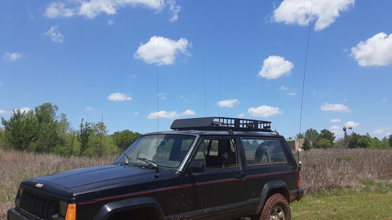 XJ Comms antennas.jpg